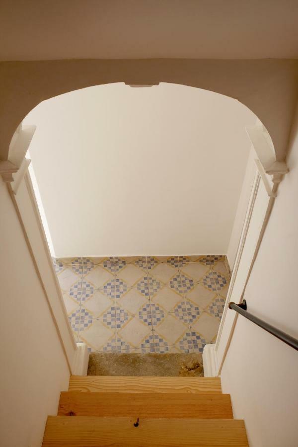 Proa D'Alfama Guest House Lisbon Exterior photo